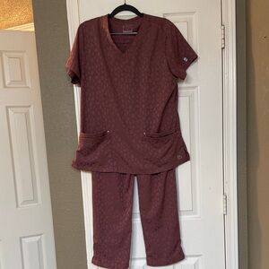 EASY stretch Mauve Scrub set